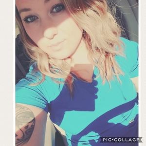 Meet your Posher, Casey